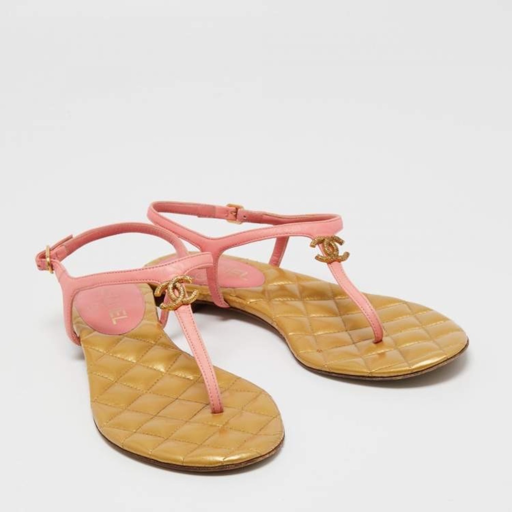 CHANEL Pink and Tan Quilted Sandals